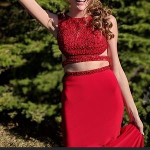 Size 00 Sherri Hill Prom Dress